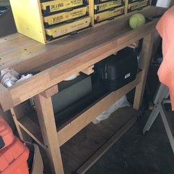 Hardwood Work Bench In Excellent Condition