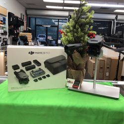 DJI MAVIC 3 Pro Drone 
