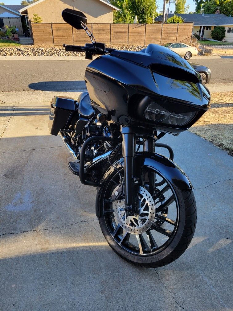 2019 Harley davidson Road glide special