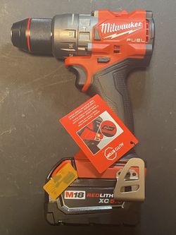 Milwaukee M18 FUEL Brushless Hammer Drill w/ Battery