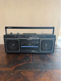 Vintage Sony CFS-230 Boombox Cassette Radio Tested