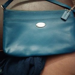 2 Pc  Coach Hand Bag