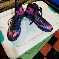 Kids Football Shoes Size 7