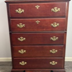 Basset 5- Drawer Cherry Wood Chest / Dresser  