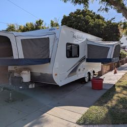 Excellent Rare Duel Axle 3 Bed Jay Feather 18 XD Hybrid -