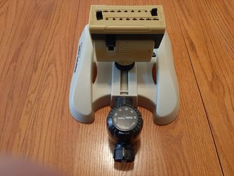 Ultimate Water Sprinkler.- Multi-Adjustable Settings