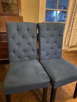 Free two dining chairs- curb alert