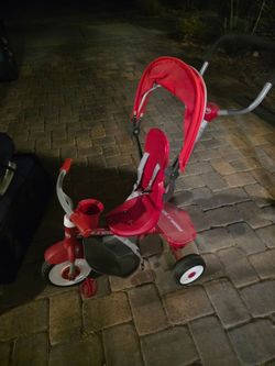 Radio flyer Kids tricycle/stroller
