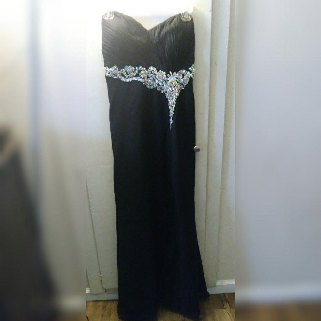 Black Prom Dress Sweetheart Neckline