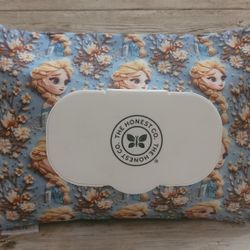 Elsa Honest Co.  Wipes Cover 