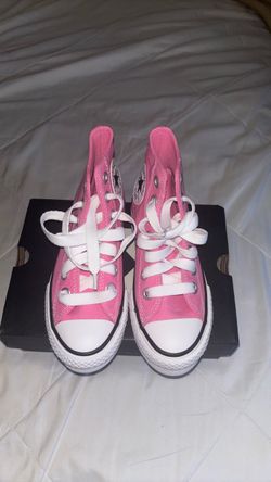 Pink converse kids size 2