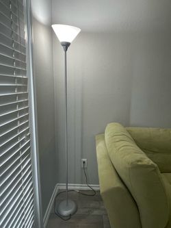 Floor lamp