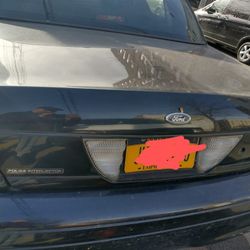 Crown Vic '08..  Excellent Running Condition 