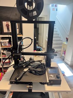 Creality Ender 3D Printer + 16 BRAND NEW Sealed Rolls of Filament