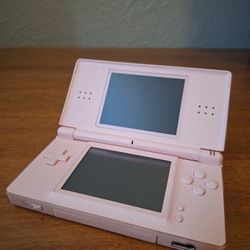 Nintendo DS Lite