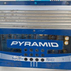Pyramid PB446X 2-Channel Car Amp 600 Watt Mono Sub Bridgeable Old School Kicker