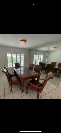 Tommy Bahama Dining Room Set