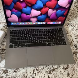 Apple MacBook Pro with Fingerprint Sensor 