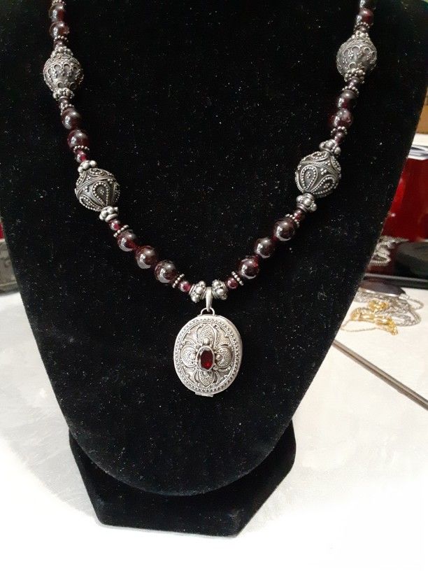 Sterling Silver Filigree Pill/prayer Box Necklace
