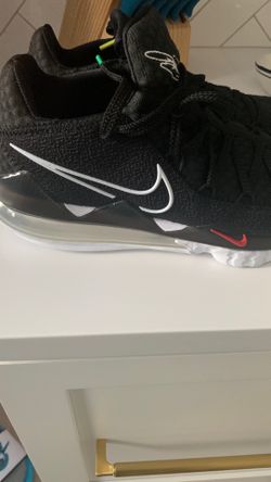 Brand new Nike lebron 17 low size 10.5