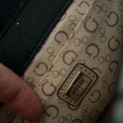 Guess shoulder hand bag