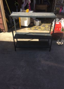 Lightweight aluminum shelving