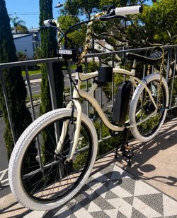***$1- Custom build Lowrider electric cruiser***