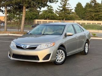 2013 Toyota Camry hybrid