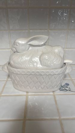 Bordallo Pinheiro Bunny Soup Tureen