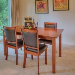 Cherry Finish Diningroom Table