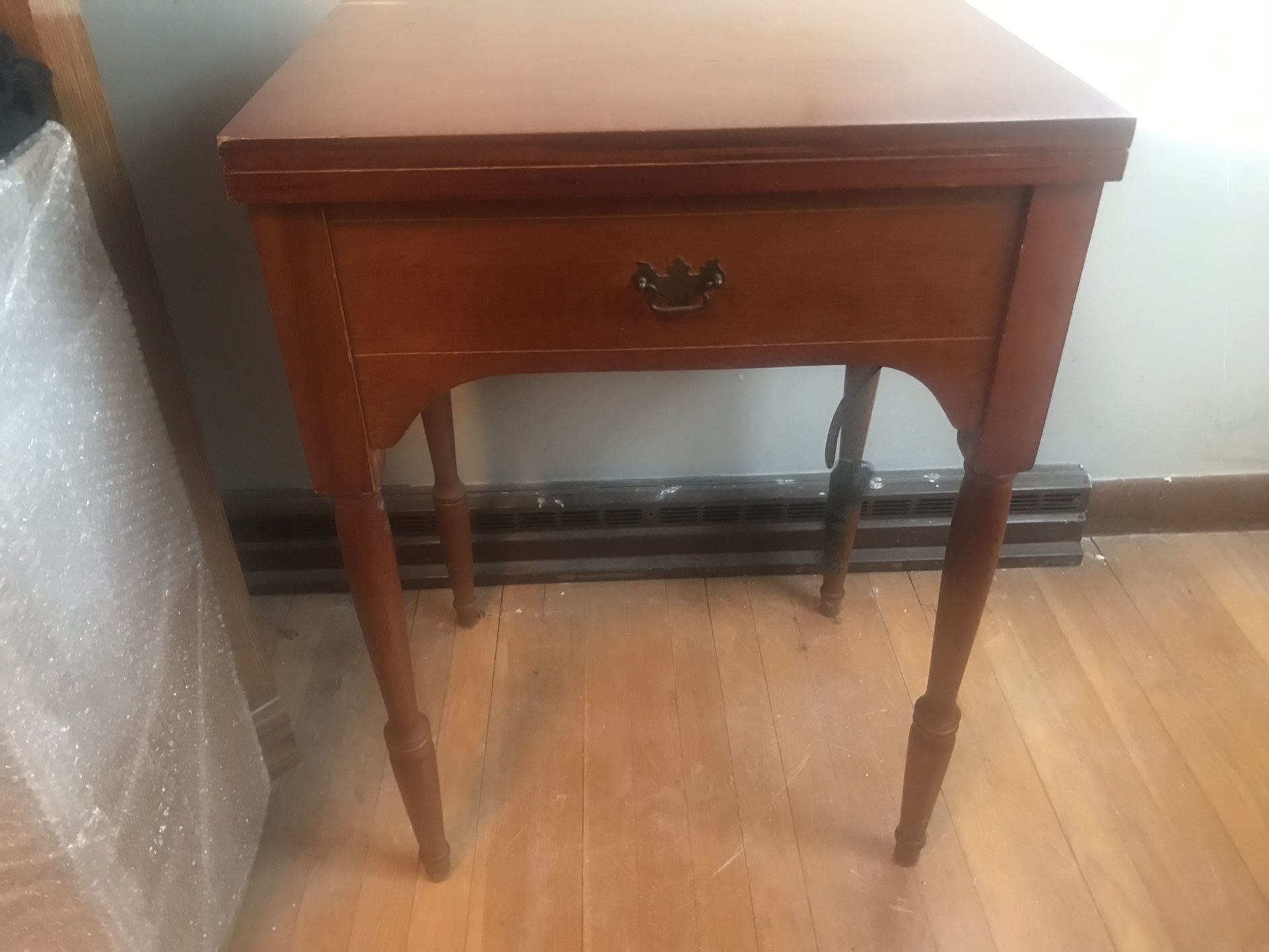 Vintage Vogue Stitch Sewing Machine Model 5800