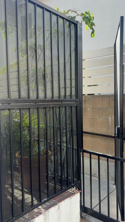 H.D.S FENCE & DOORS