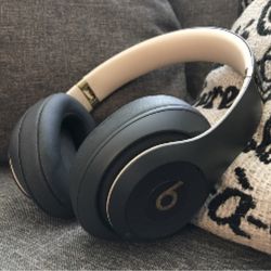 Beats 2025 shadow gray
