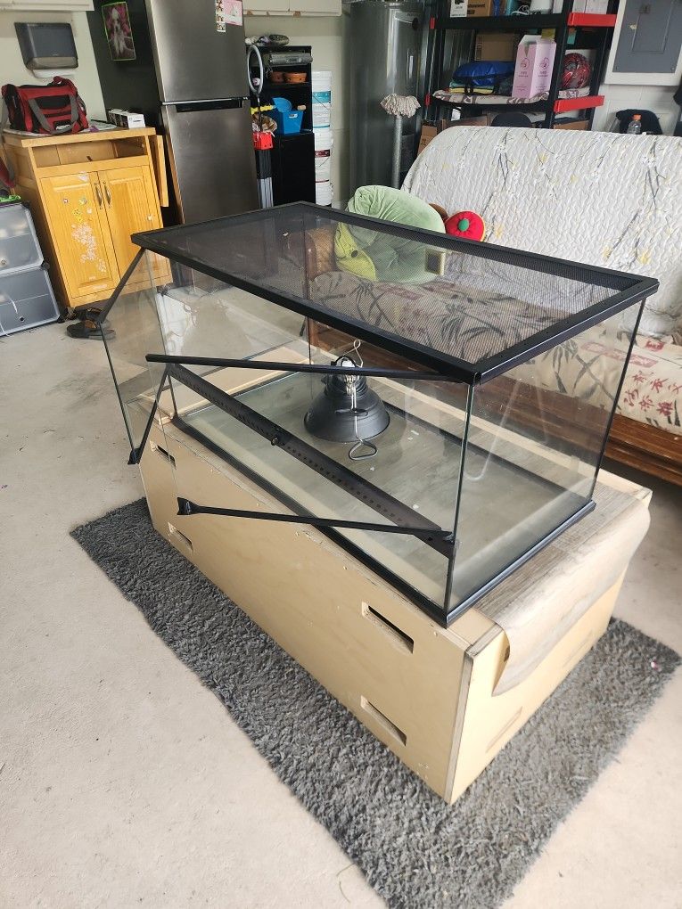 Reptile Tank 40 Gallons