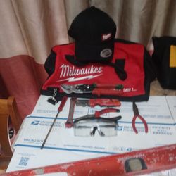 Milwawkee Bundle Snapback .tool Bag .clip On Blade Wretch Two Sided. Cutters.screwdriver.pliers