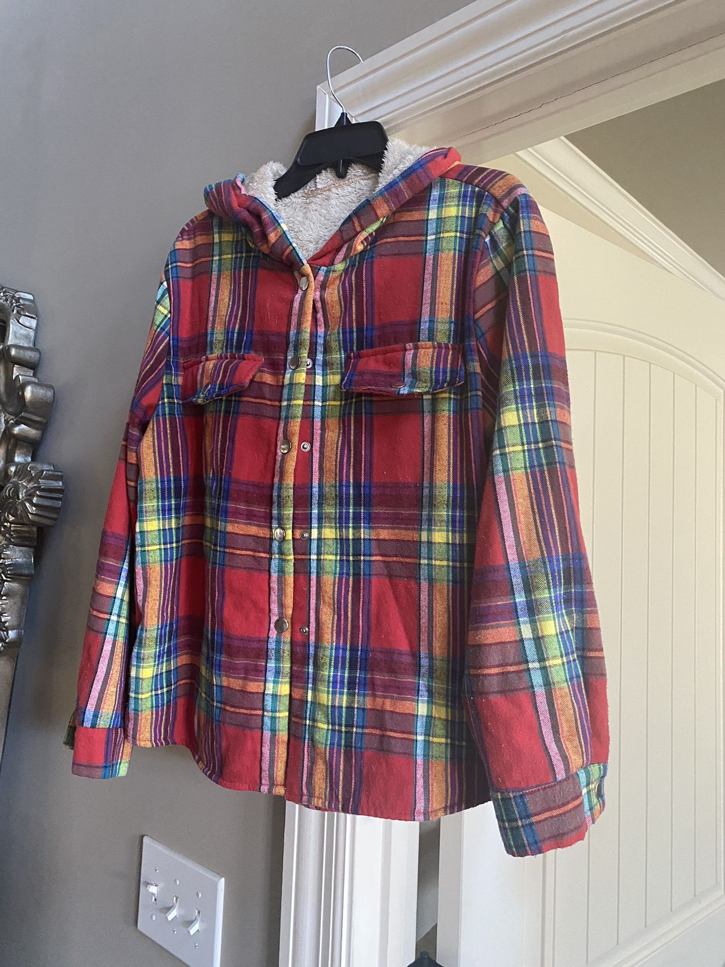 Cute Flannels Sz Large