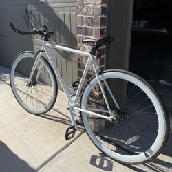 White Big Shot Road Bike