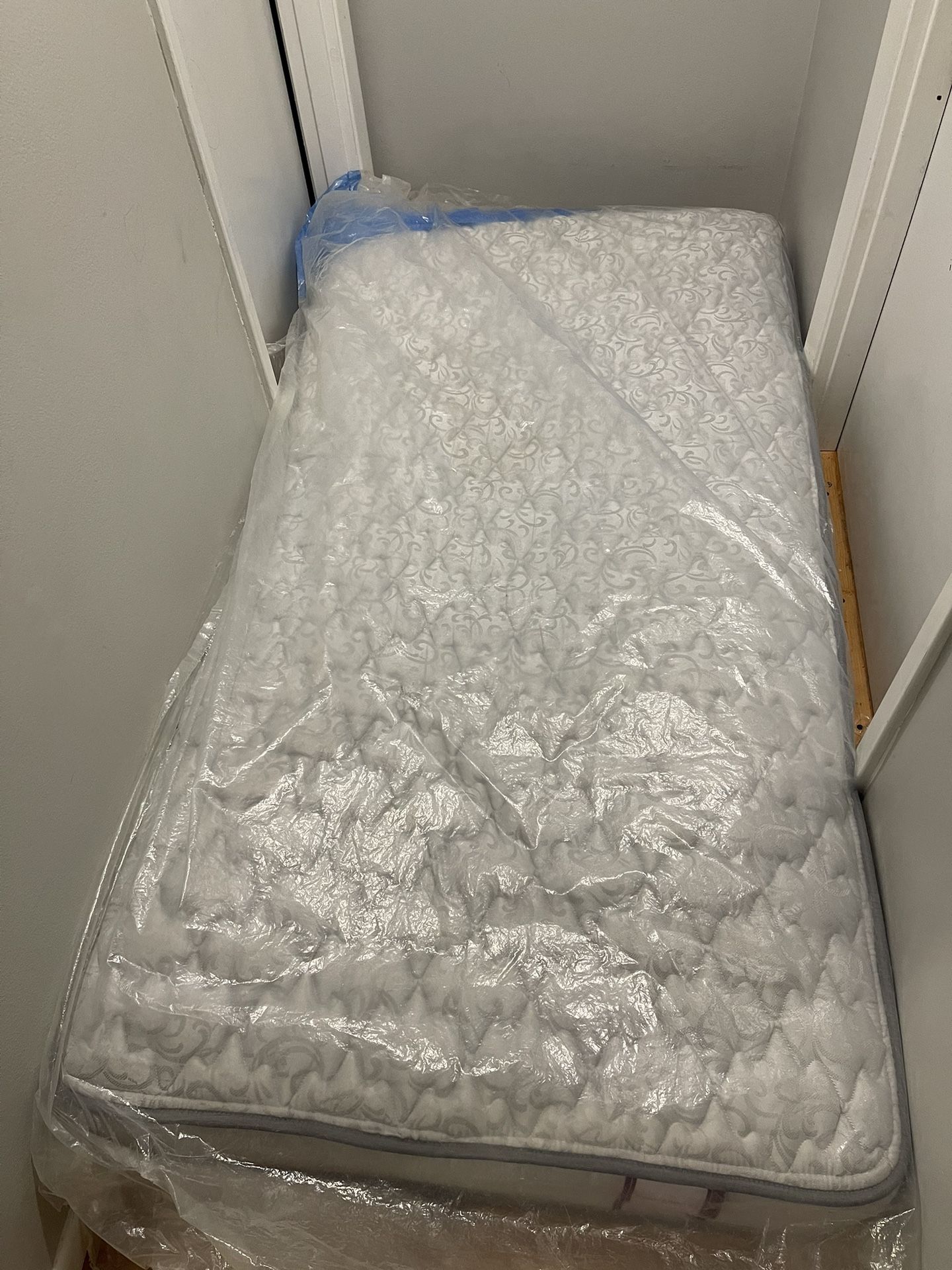 Twin Bed mattress 