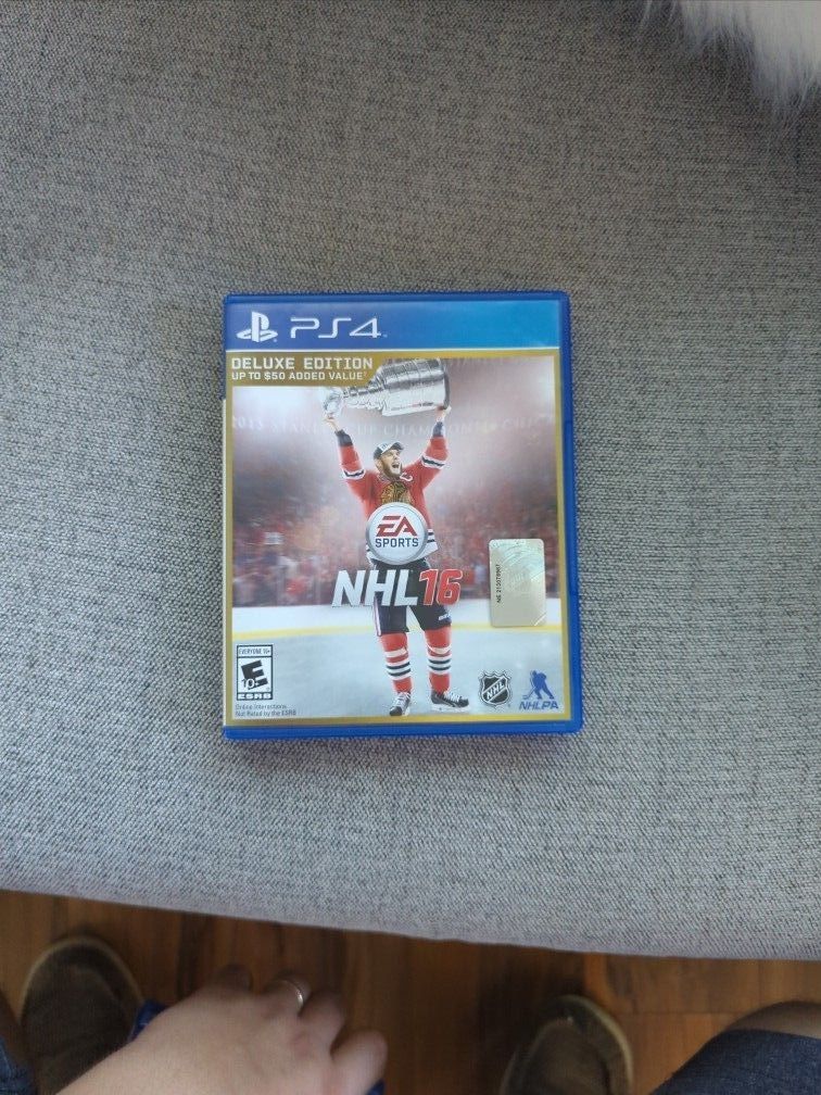 PS4 NHL16 Case And Disk