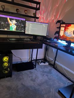 L-Shaped Gaming Desk – Must Go by Saturday Morning!