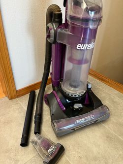 Eureka Vacuum Cleaner - AirSpeed Unlimited - Model AS3033