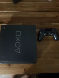 PS4 w/ controller