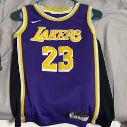 Lebron James Medium Jersey