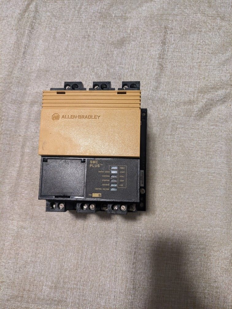 NEW Allen-Bradley SMC Plus Soft Starter – Motor Controller (Open Box)