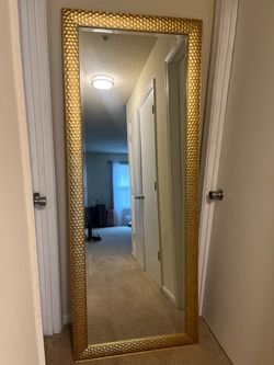 Gold frame mirror