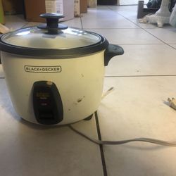 Slow cooker black and decker
