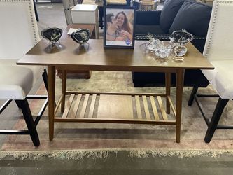 Media/Sofa/Console Table