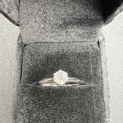 VVS1 MOISSANITE Engagement Ring 