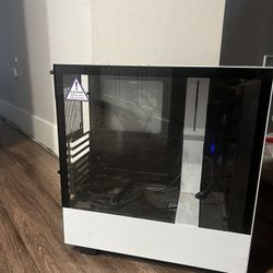 NZXT COMPUTER CASE 