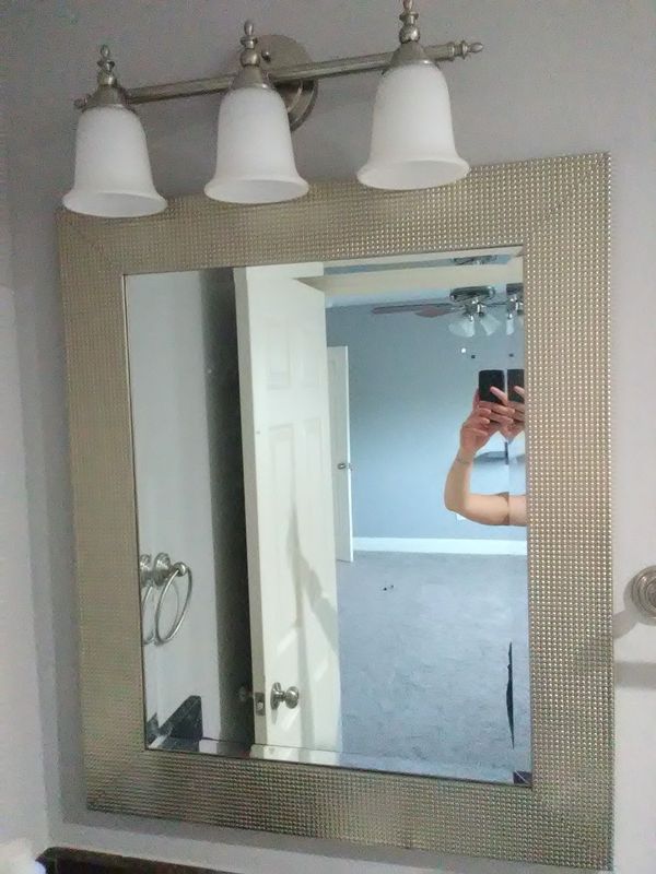 Bathroom mirrors for Sale in Irving, TX - OfferUp